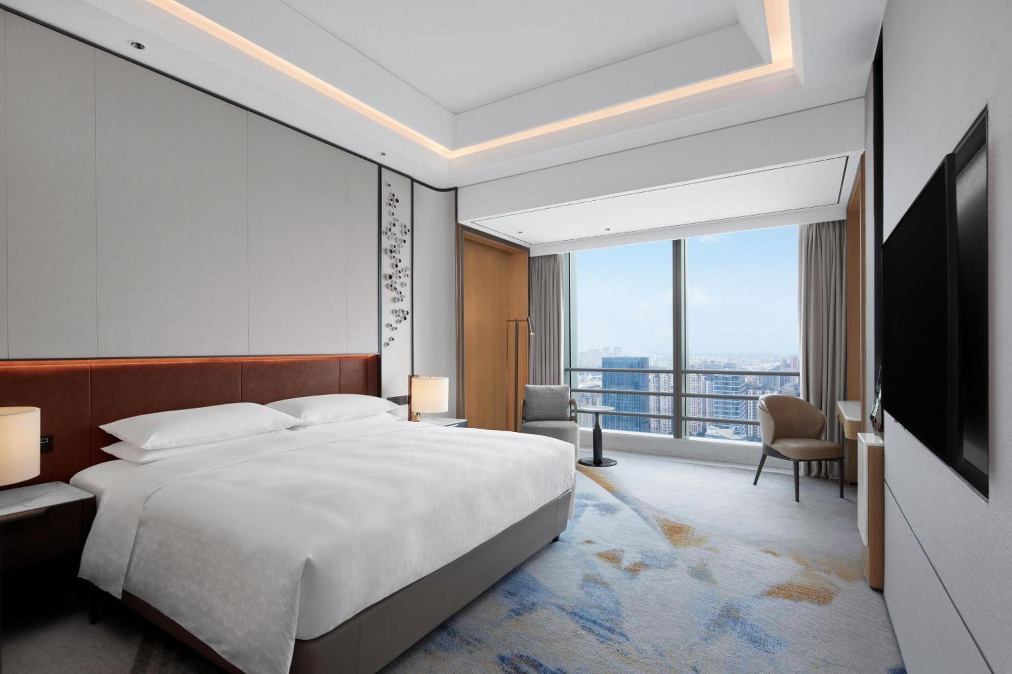 Отель Sheraton Guangzhou Panyu Экстерьер фото